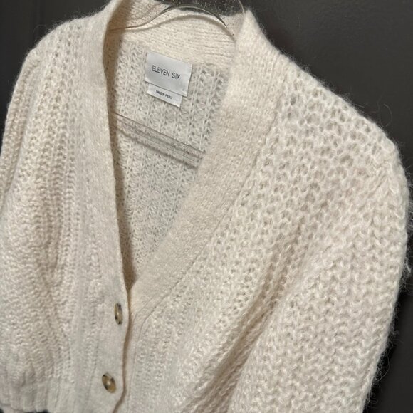 Eleven Six | Sara Chunky Knit Cardigan Sweater in Ivory - Picture 3 of 7